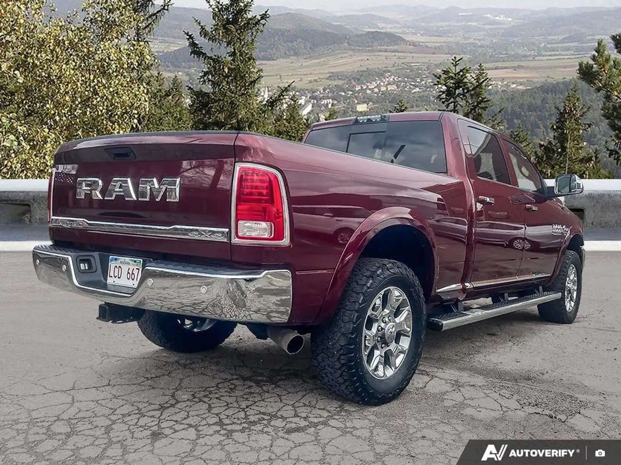 RAM 2500 снимка RAM 2500
