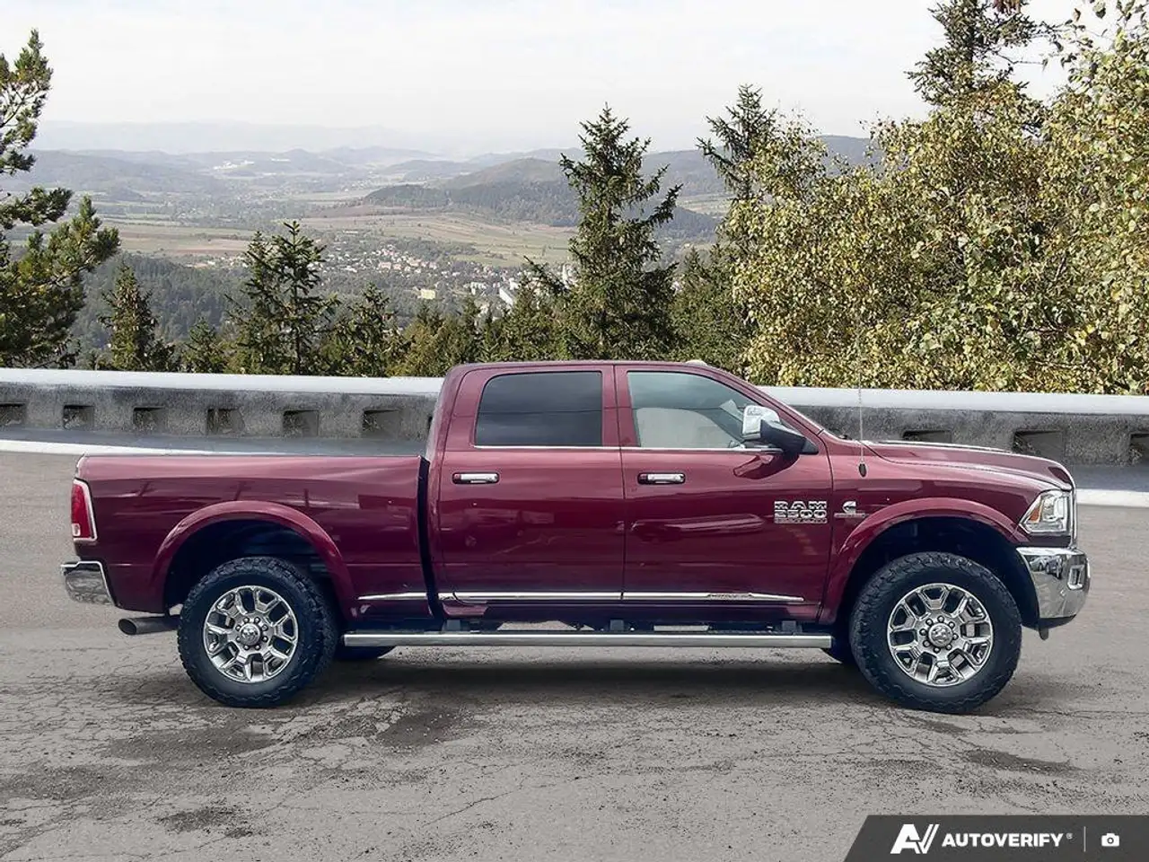 RAM 2500 снимка RAM 2500