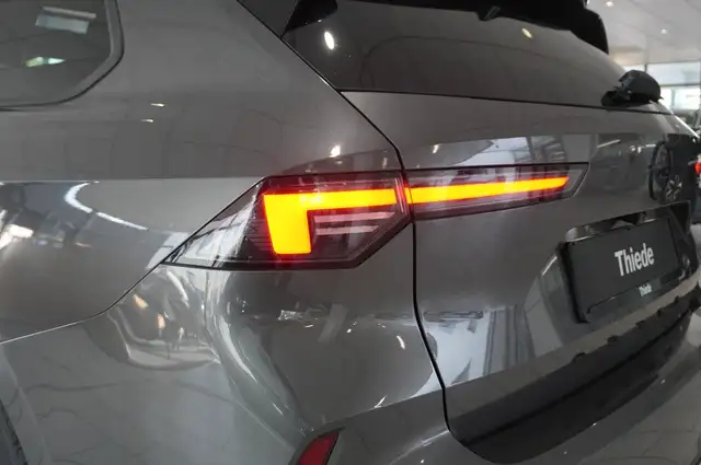 Opel Astra view 9