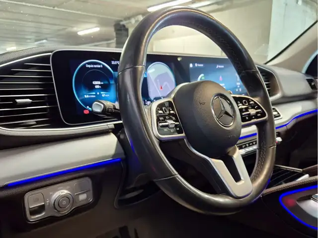 Mercedes-Benz 300 view 11