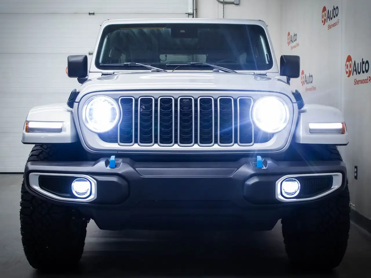 Jeep Wrangler снимка Jeep Wrangler