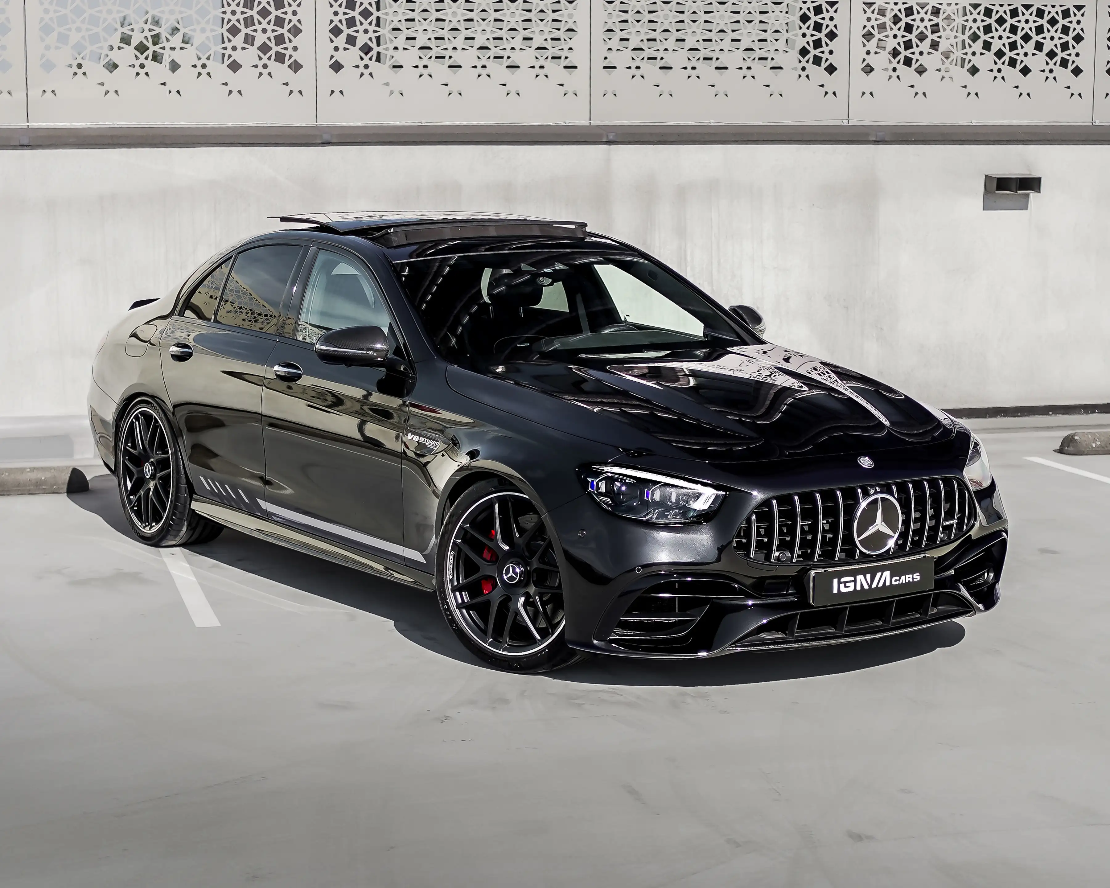 Mercedes-Benz E 63 AMG E63s AMG 4M+ | PANO | SPORTCAT | BURMESTER | CARBO