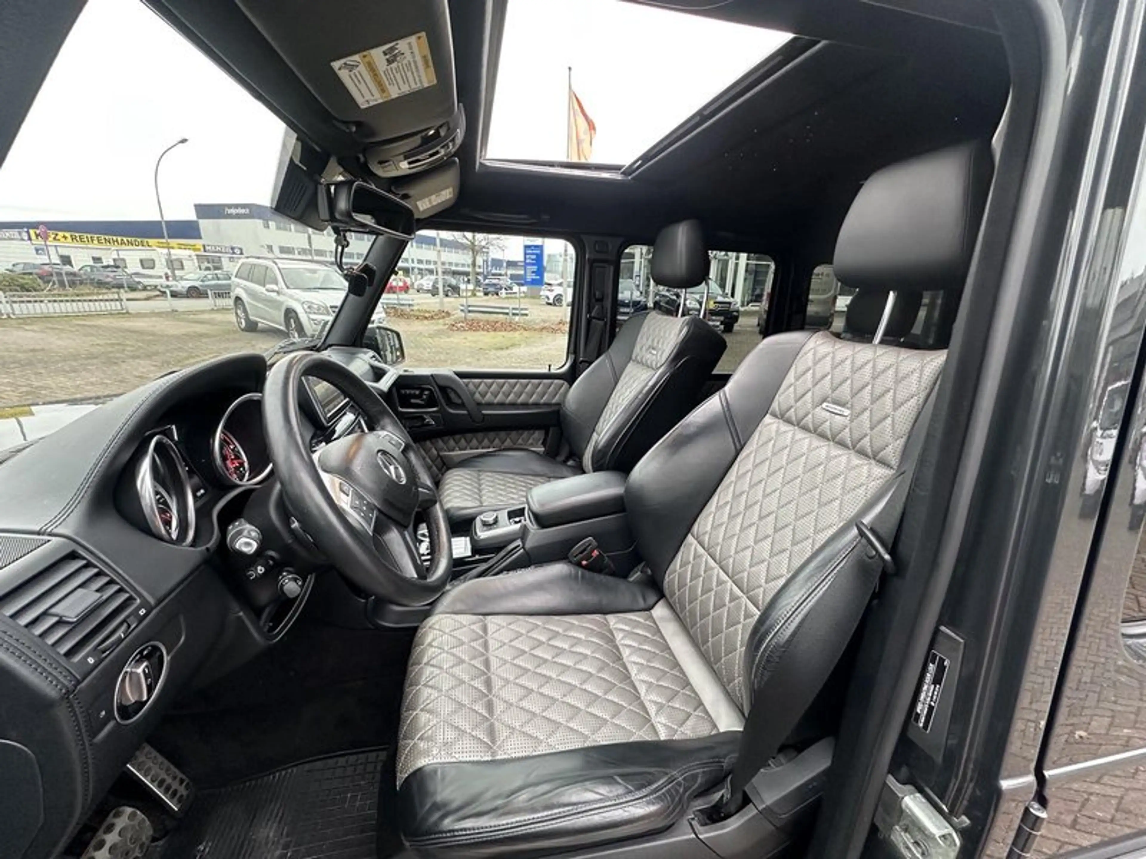 Mercedes-Benz G 63 AMG SPEEDSHIFT 7G-TRONIC/Edition 463/DESIGNO/Kamera/Na — photo 11
