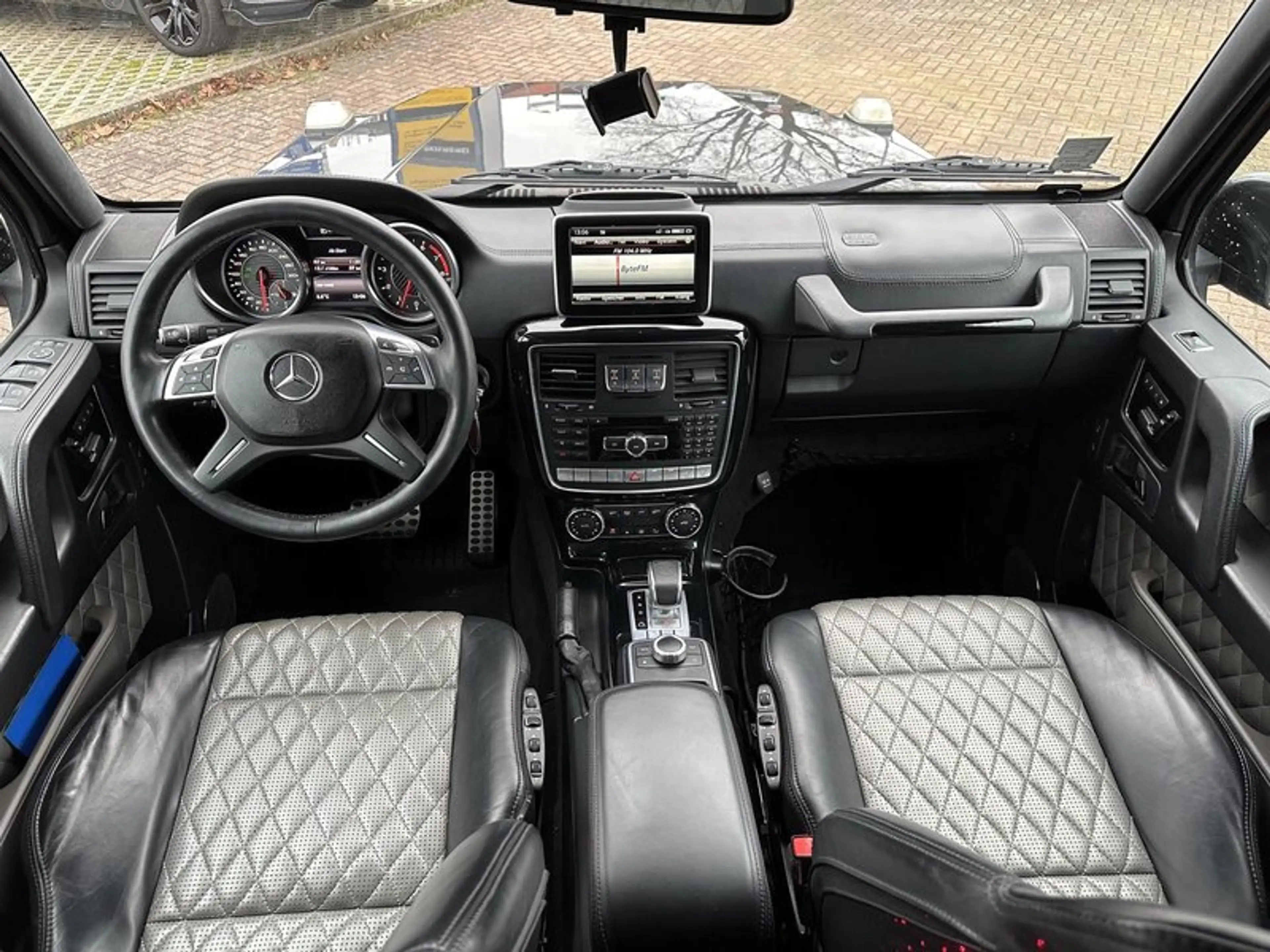 Mercedes-Benz G 63 AMG SPEEDSHIFT 7G-TRONIC/Edition 463/DESIGNO/Kamera/Na — photo 15