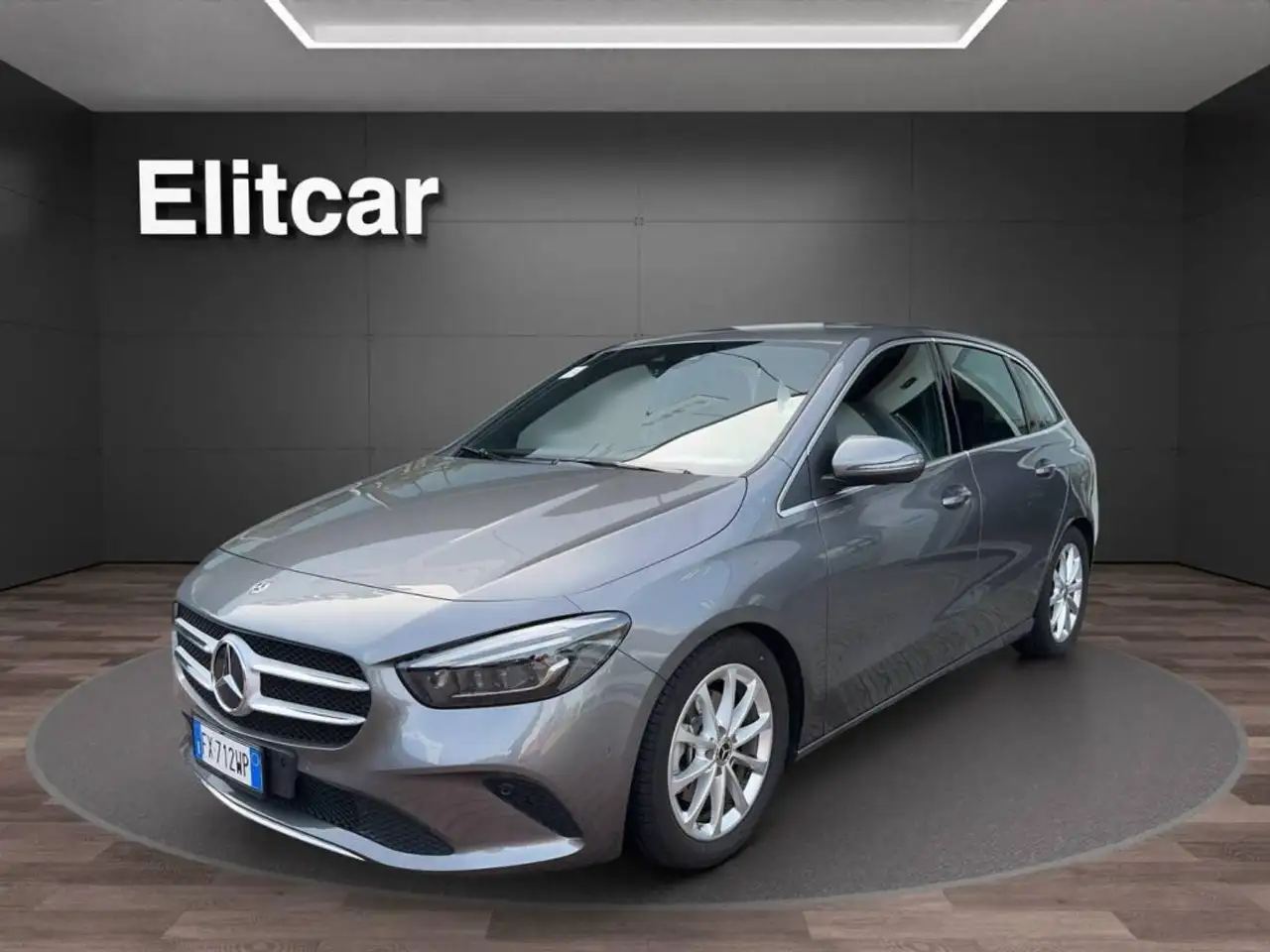 Mercedes-Benz B 200 Automatic Sport — photo 1 of 15