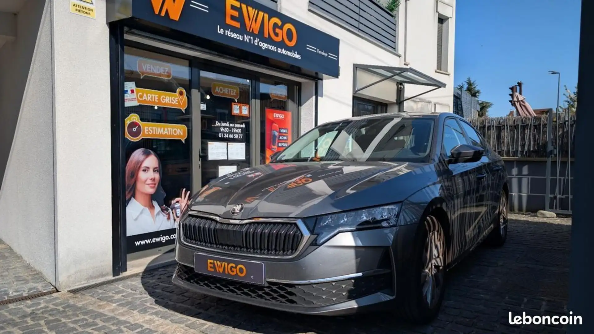 Skoda Octavia 1.5 TSI 116ch HYBRID SELECTION DSG7 Gris - 1