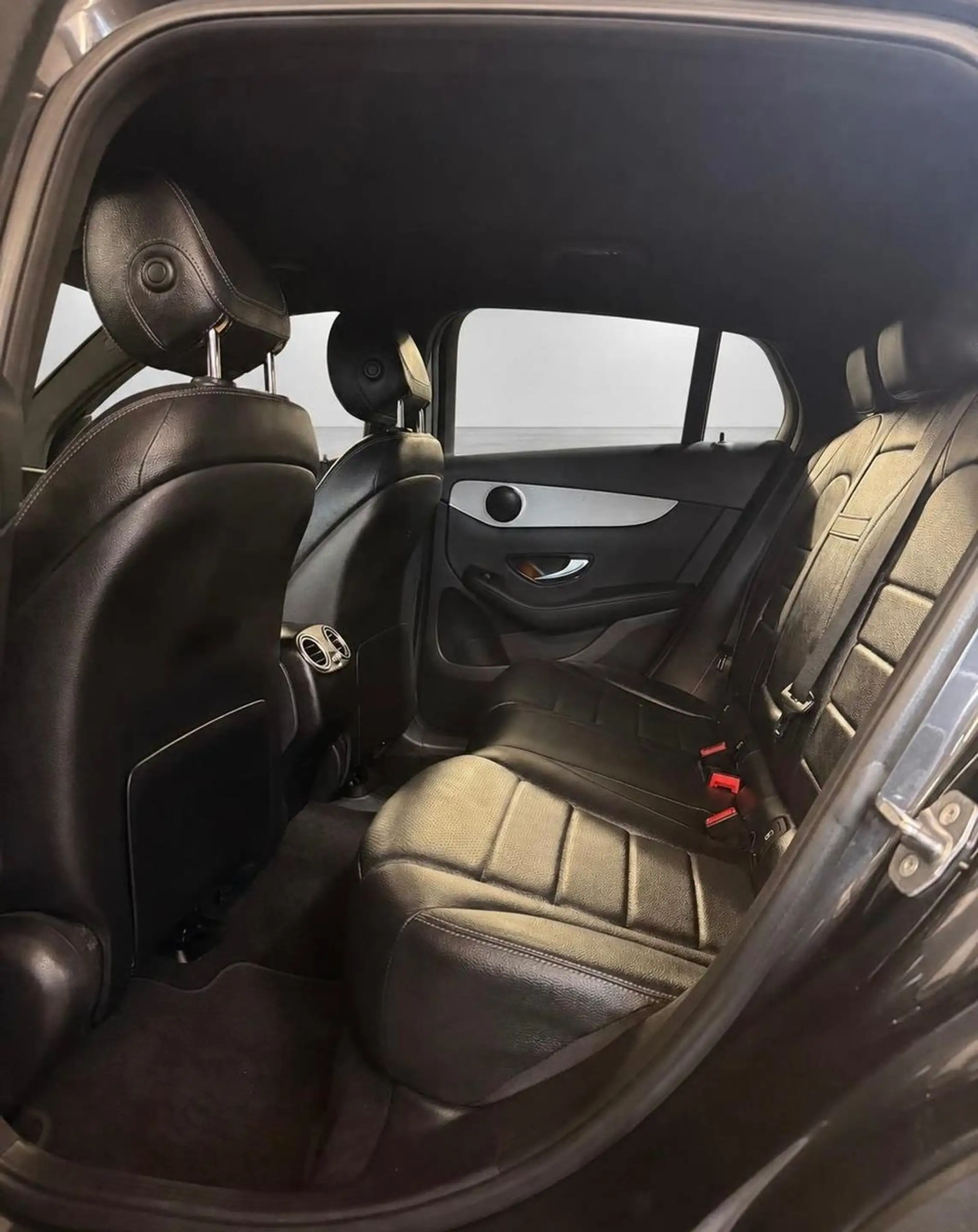 Mercedes-Benz GLC 220 d Coupe 4Matic 360°Kamera/Keyless/Leder — photo 13