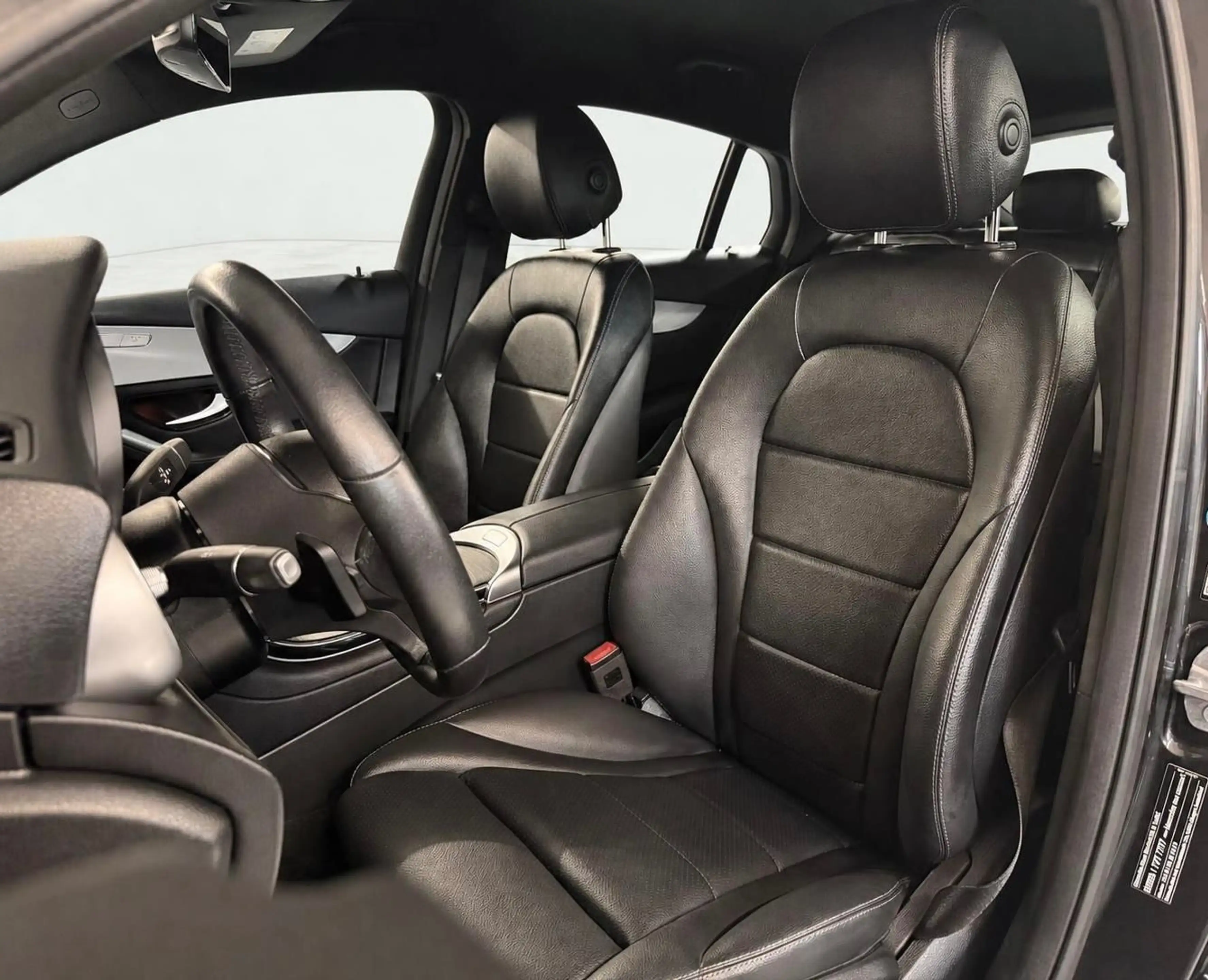Mercedes-Benz GLC 220 d Coupe 4Matic 360°Kamera/Keyless/Leder — photo 11