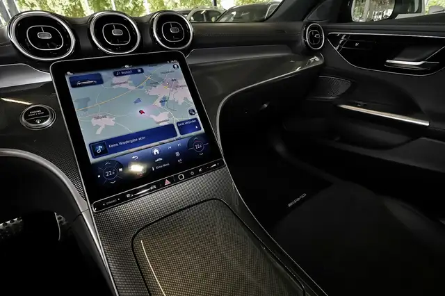 Mercedes-Benz C-Class view 11