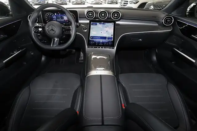 Mercedes-Benz C-Class view 7