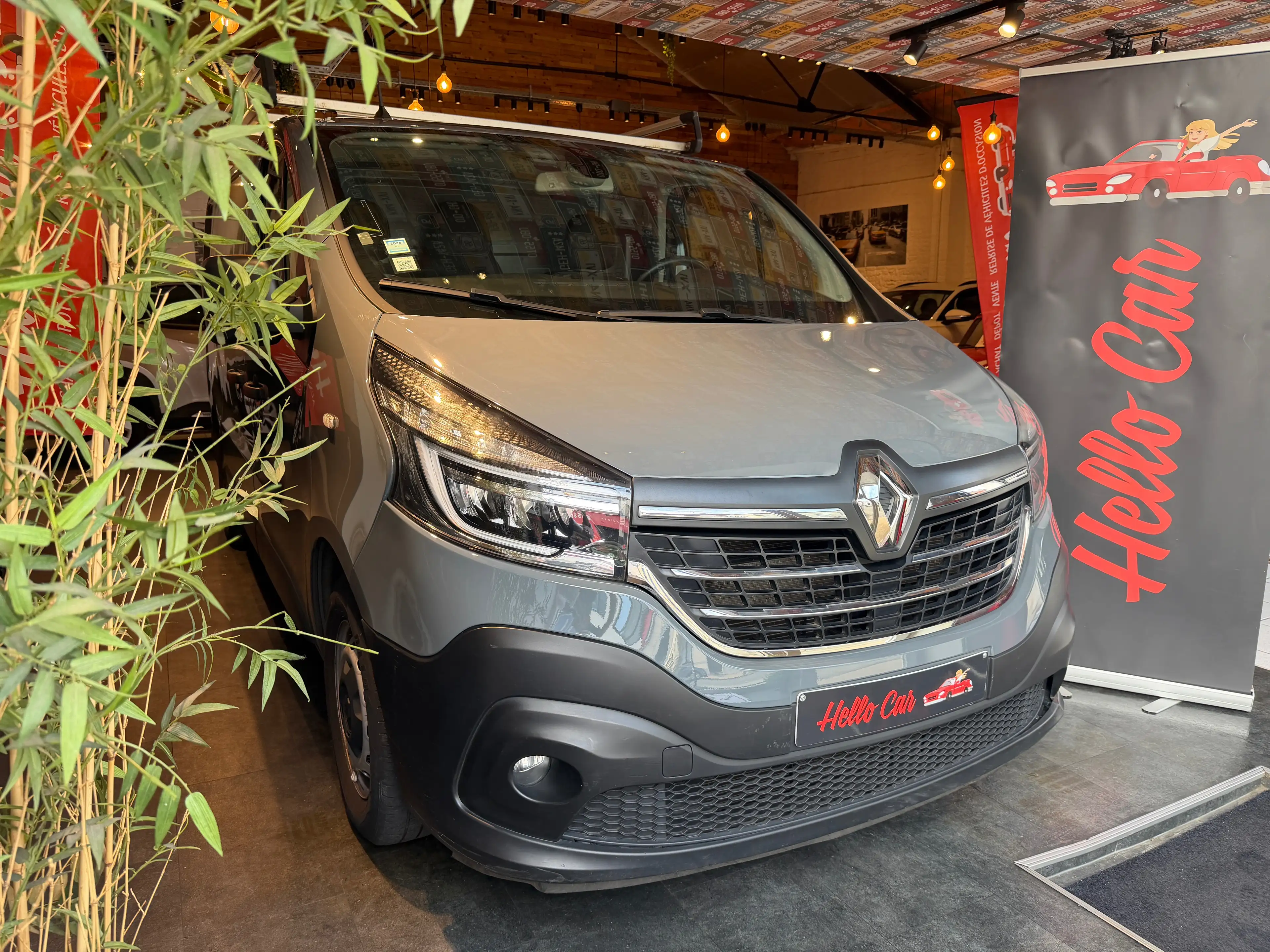 Renault Trafic 2.0 dCi 29 L1H1 Grand Confort * TVA * CAMERA * KIT ETE / HIVER INCLUS — photo 4