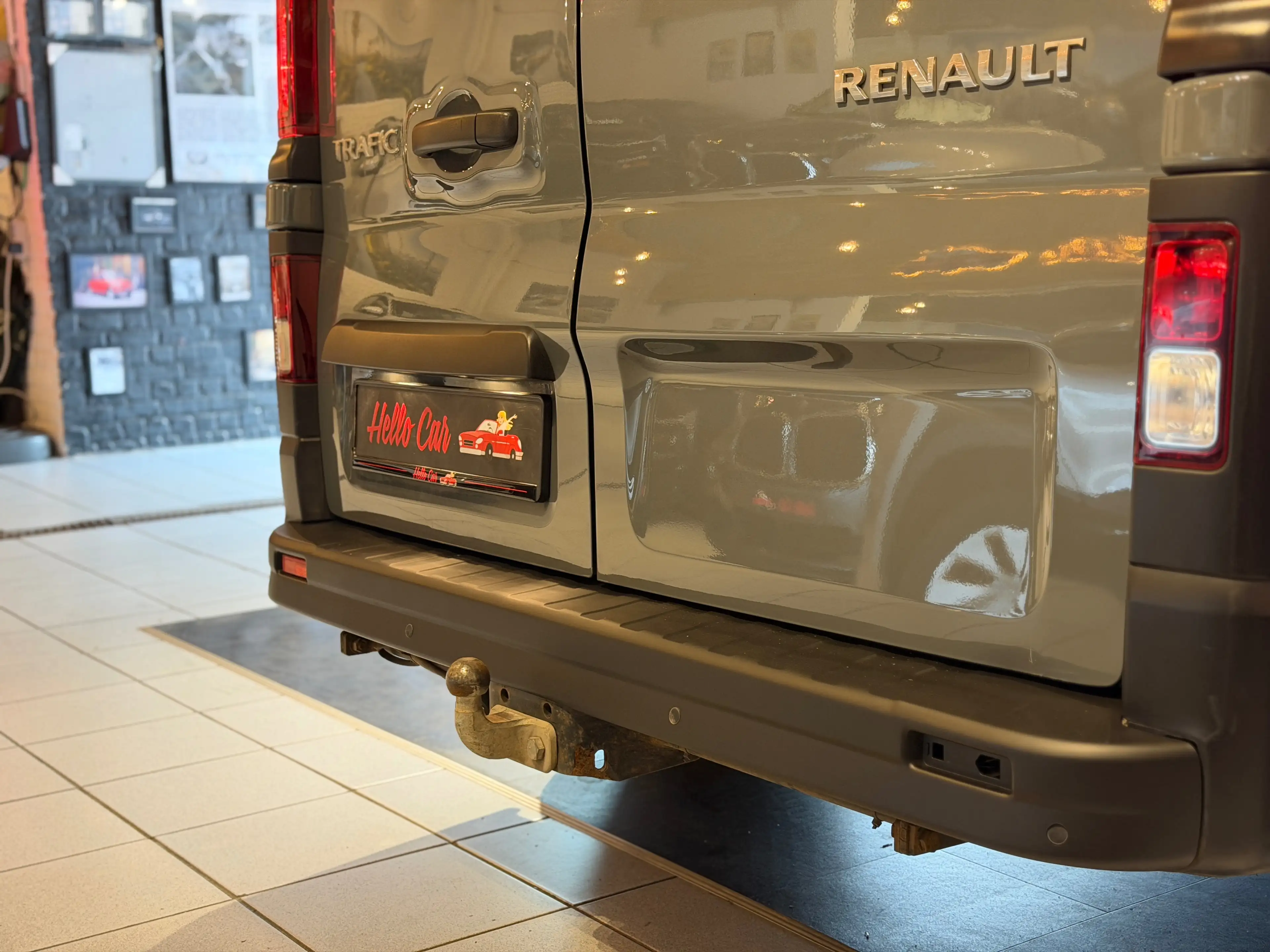Renault Trafic 2.0 dCi 29 L1H1 Grand Confort * TVA * CAMERA * KIT ETE / HIVER INCLUS — photo 9