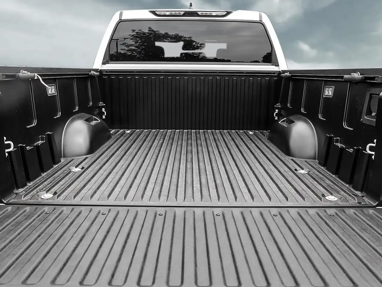 Toyota Tundra снимка Toyota Tundra