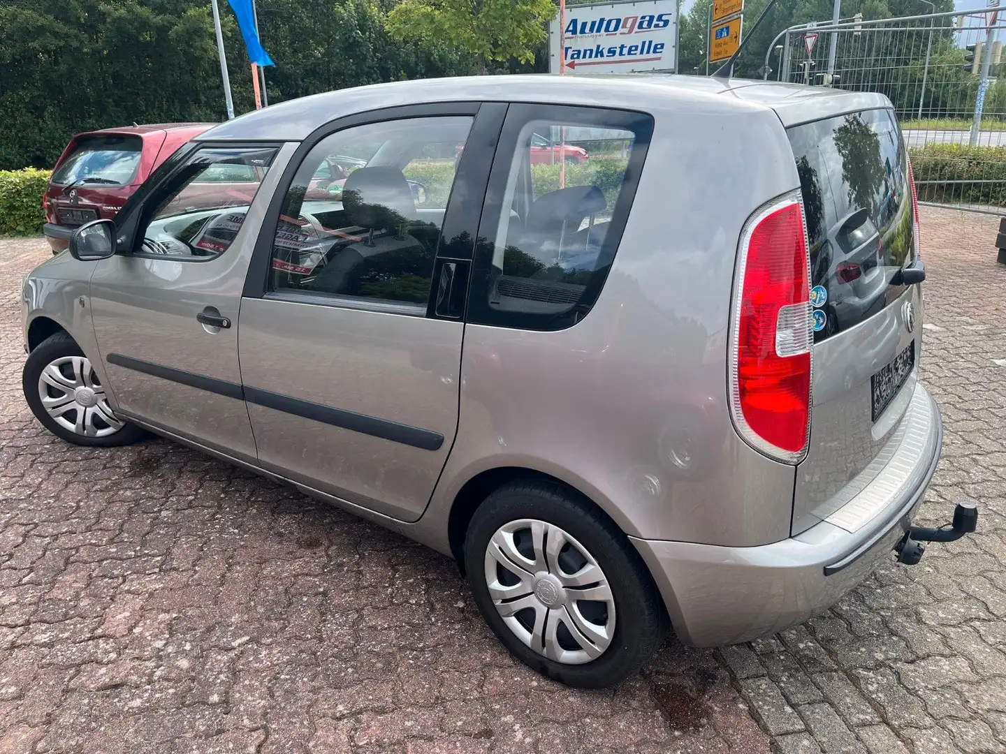 Skoda Roomster Active Plus Edition Beżowy - 2