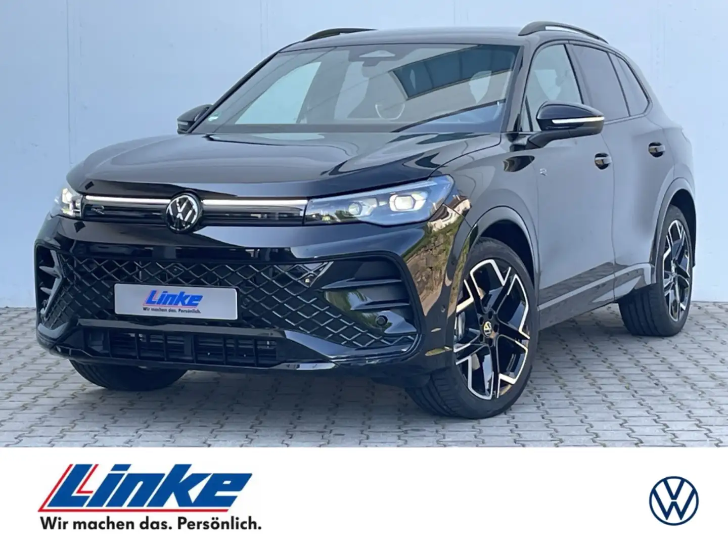 Volkswagen Tiguan 2.0 TDI DSG Black Style AHK/IQ.Light/Navi Schwarz - 1