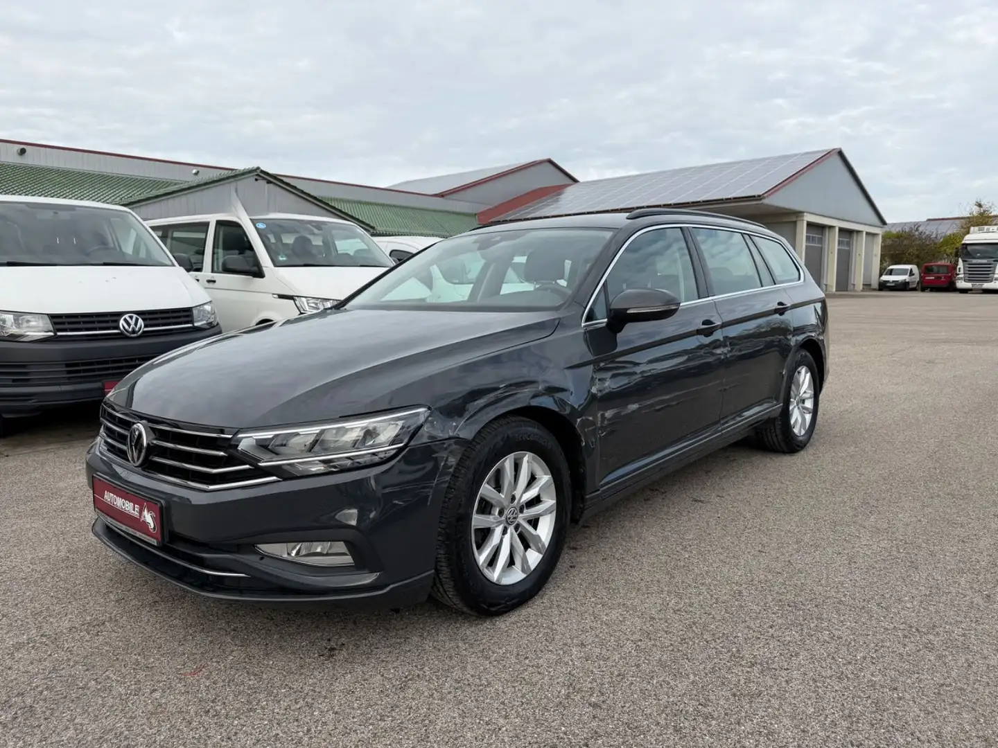 Volkswagen Passat Variant Business DSG *Navi* Grau - 1