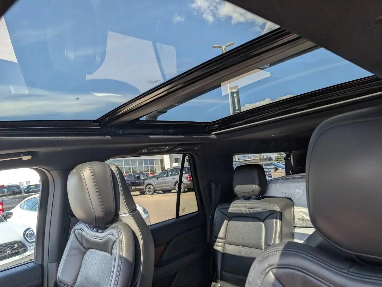 Lincoln Navigator снимка Lincoln Navigator