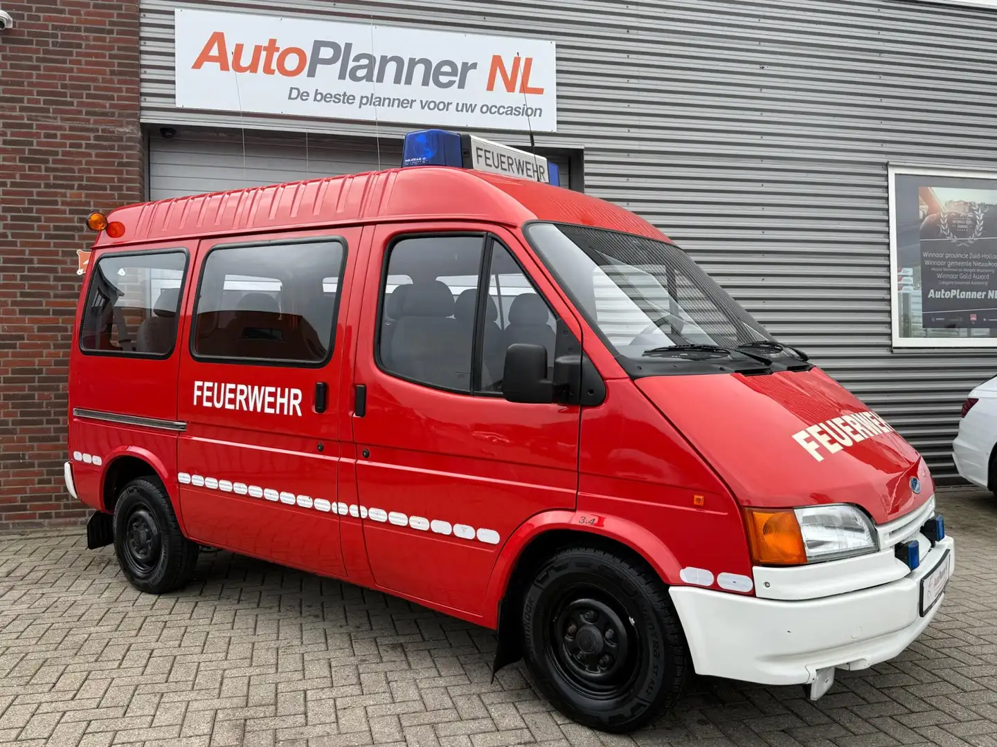Ford Transit 2.0 Benzine! Ex-Brandweer! 8-Persoons! Rood - 2