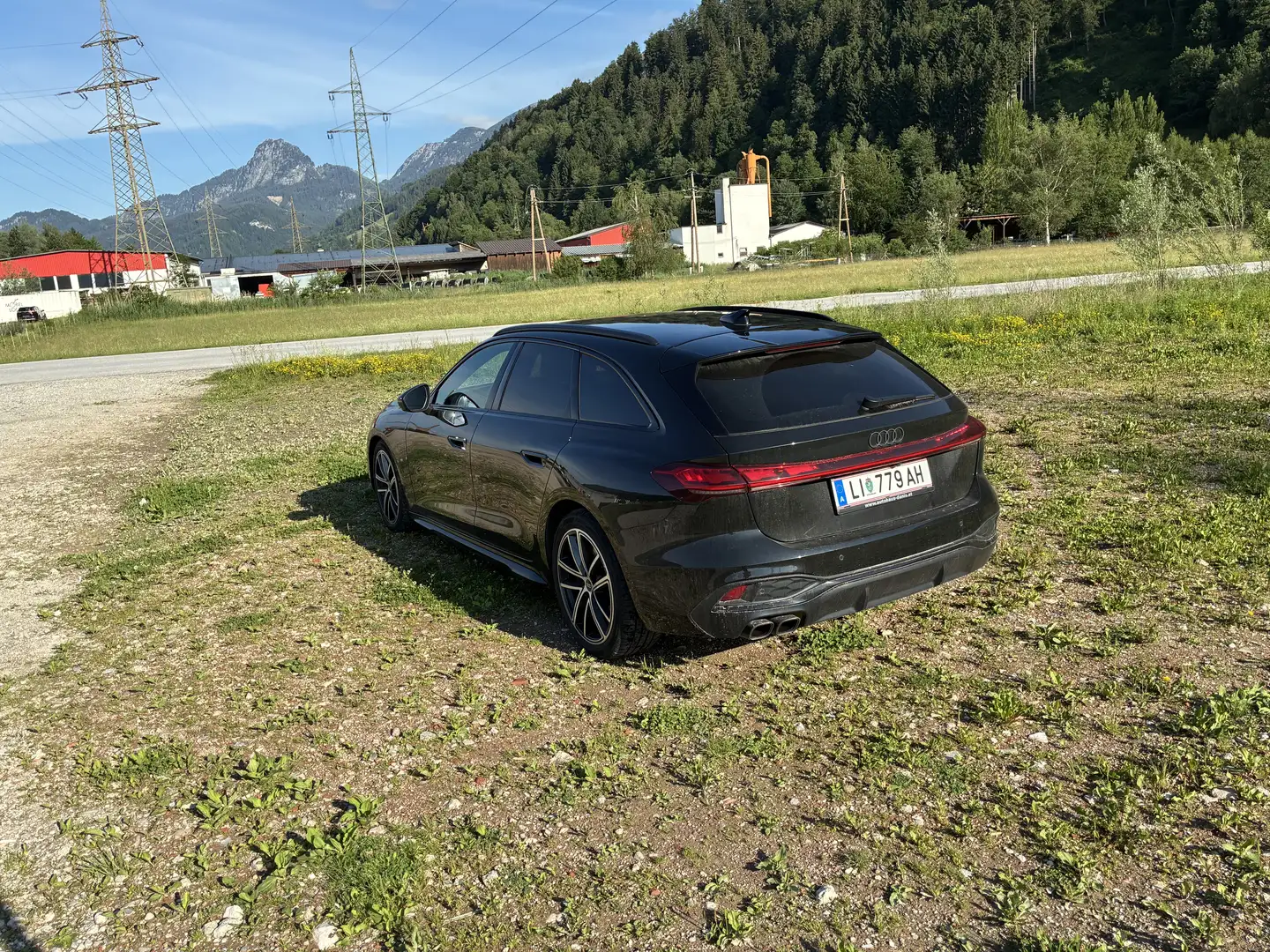 Audi A5 Avant TDI MHEV+ quattro S-tronic - 2