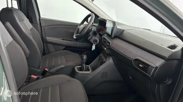 Dacia Sandero view 15
