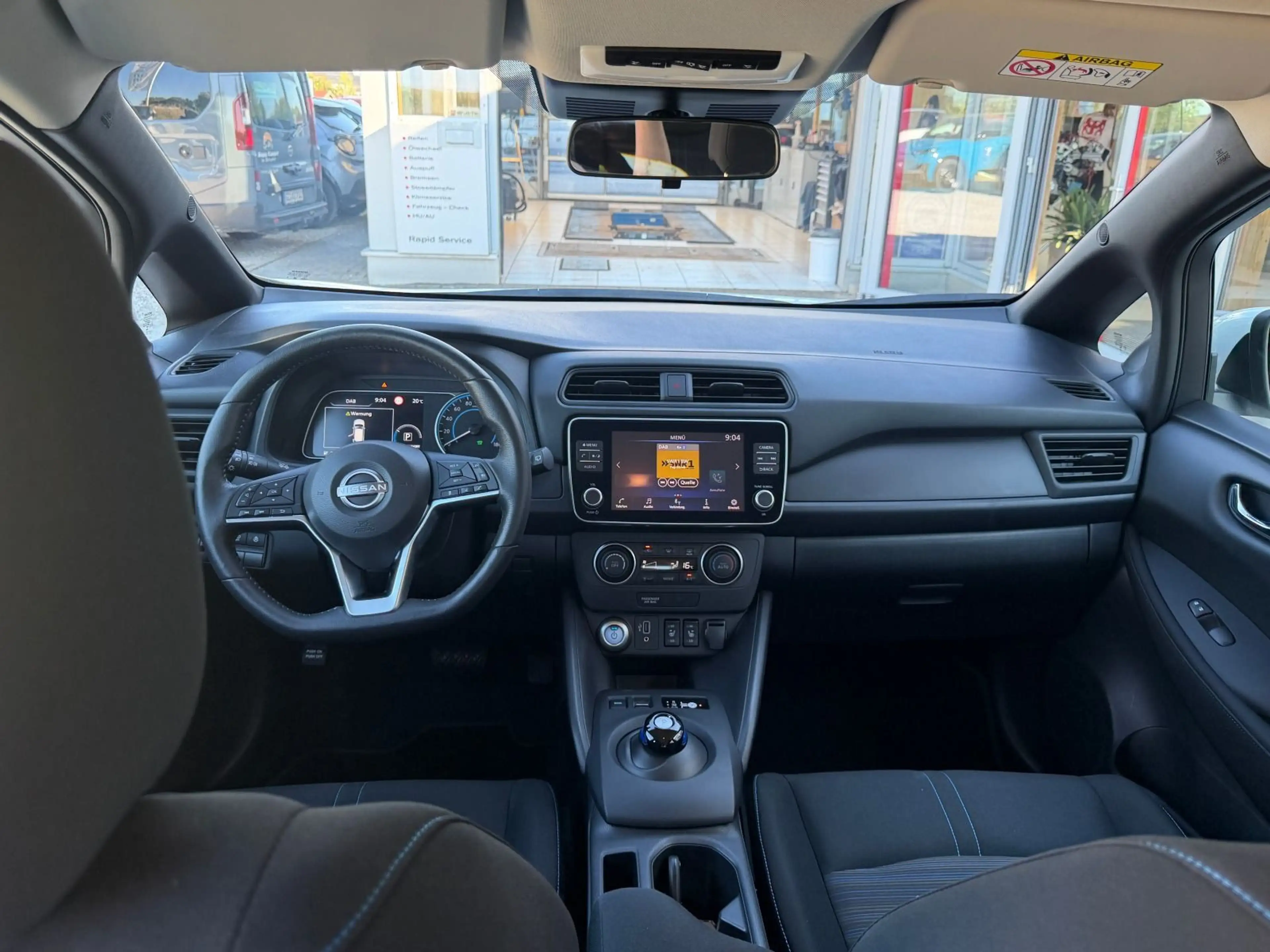 Nissan Leaf Acenta 40kWh 150PS Sitzh. vo+hi., beh.Lenkr — photo 9