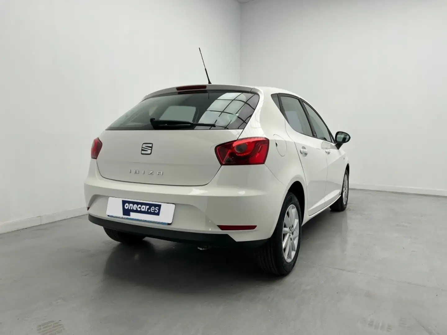 SEAT Ibiza 1.4 TDI REFERENCE 90CV 5P Blanco - 2