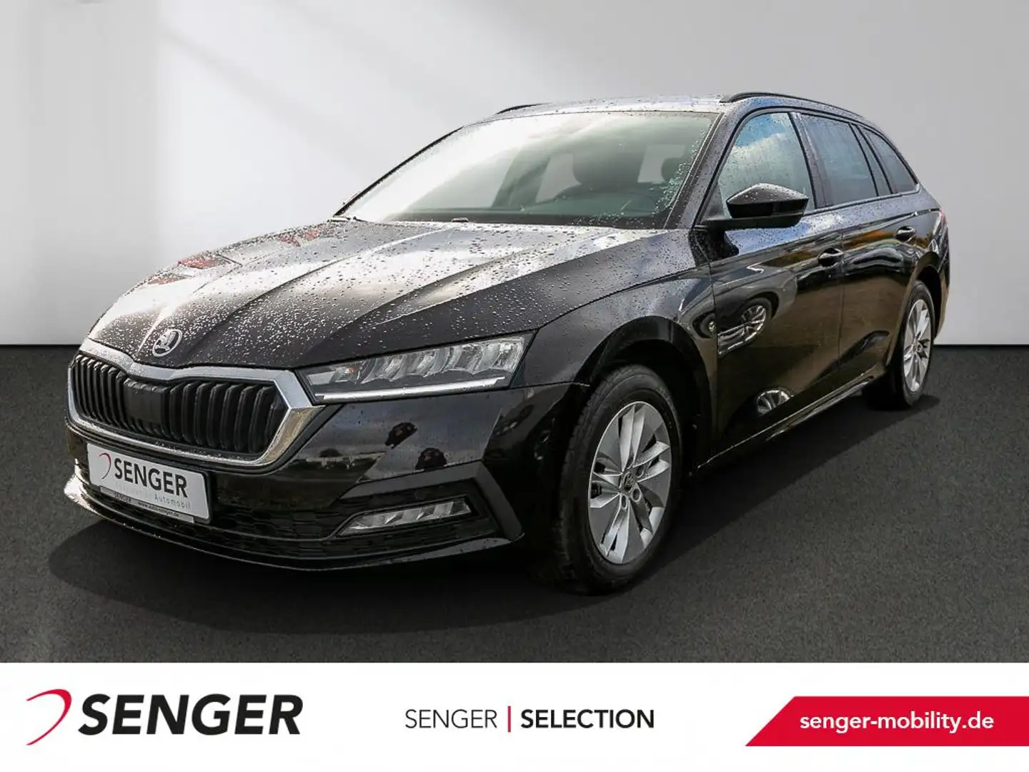 Skoda Octavia Combi 2.0 TDI Ambition DSG Nav AHK PDC Zwart - 1