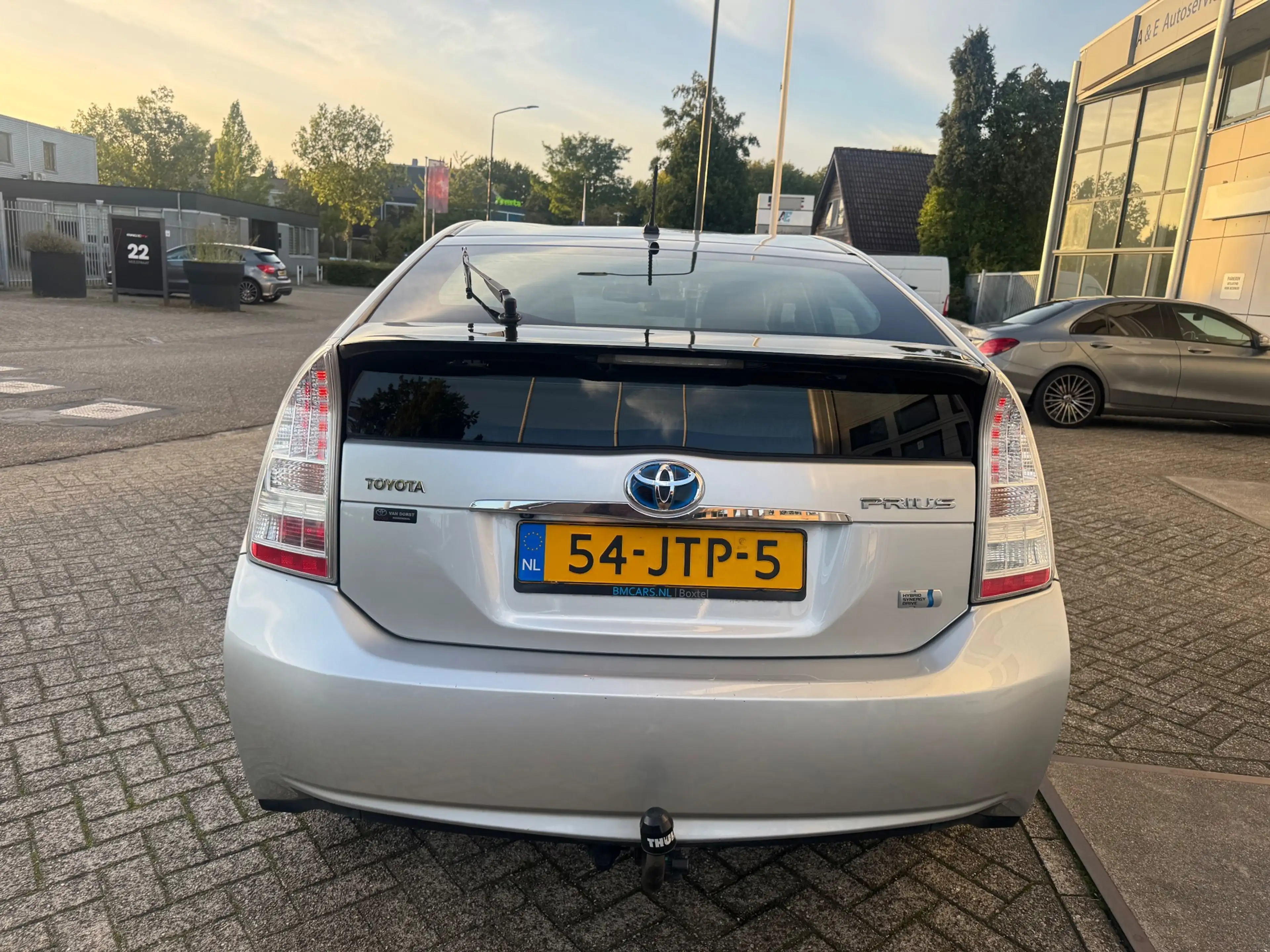 Toyota Prius 1.8 Dynamic Navigatie,Cruise control, Camera — photo 9