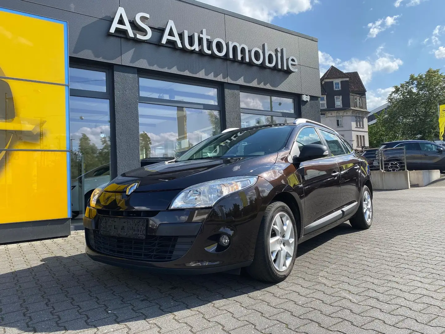 Renault Megane III Grandtour TomTom Edition NAVI/SHZ/2.H Braun - 1