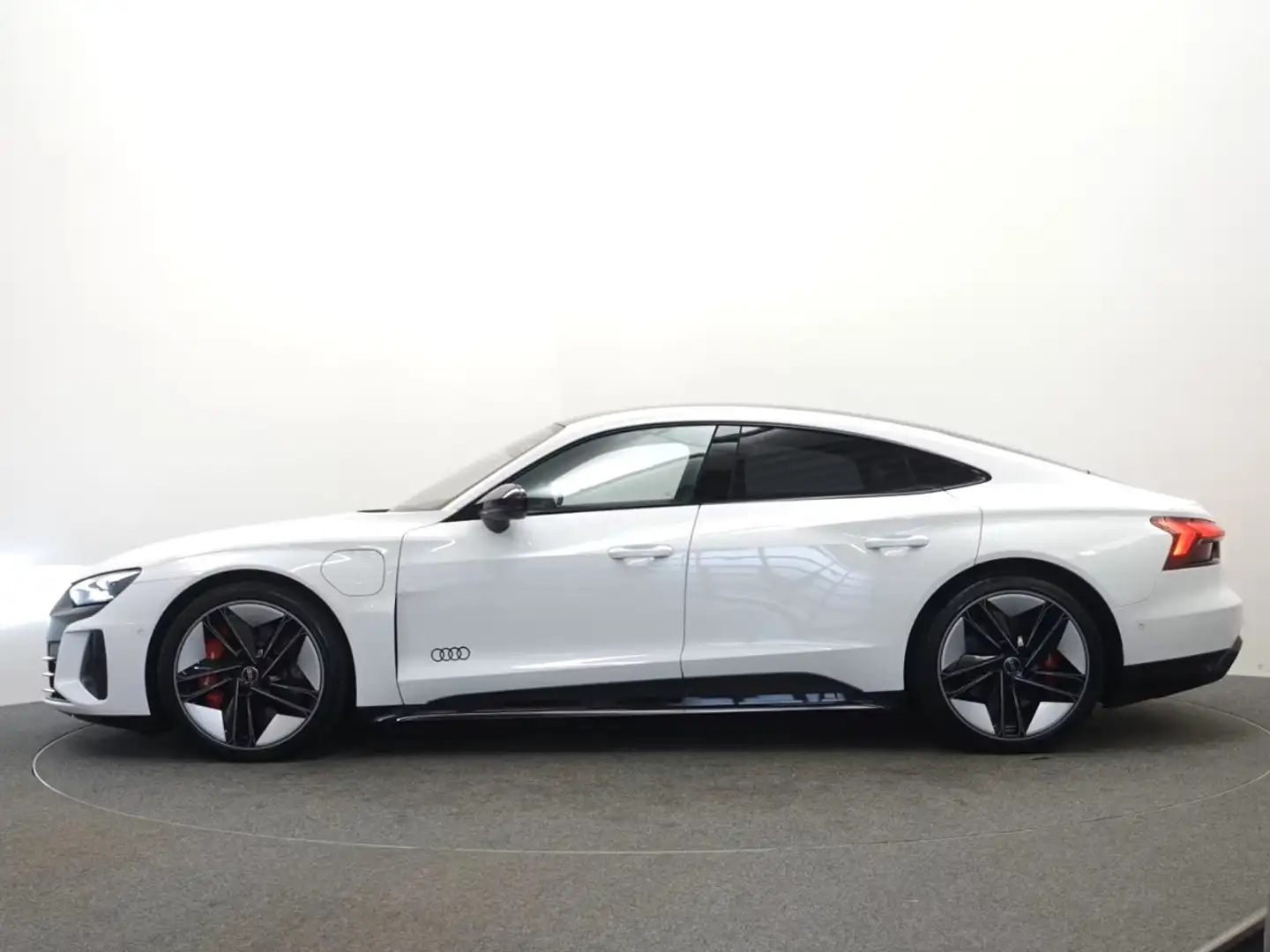 Audi RS e-tron GT 646CV Carboceramica, B&O, MATRIX, TETTO, AIR Noir - 2