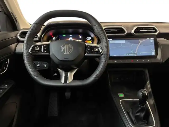 MG ZS view 14