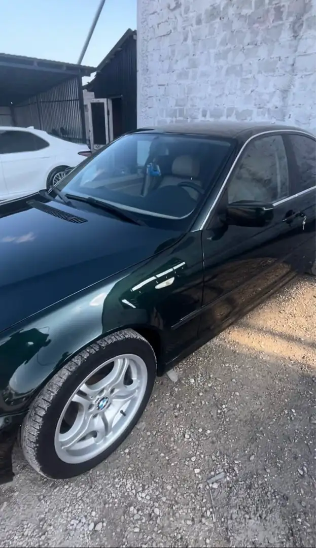 BMW 320 320i - 2