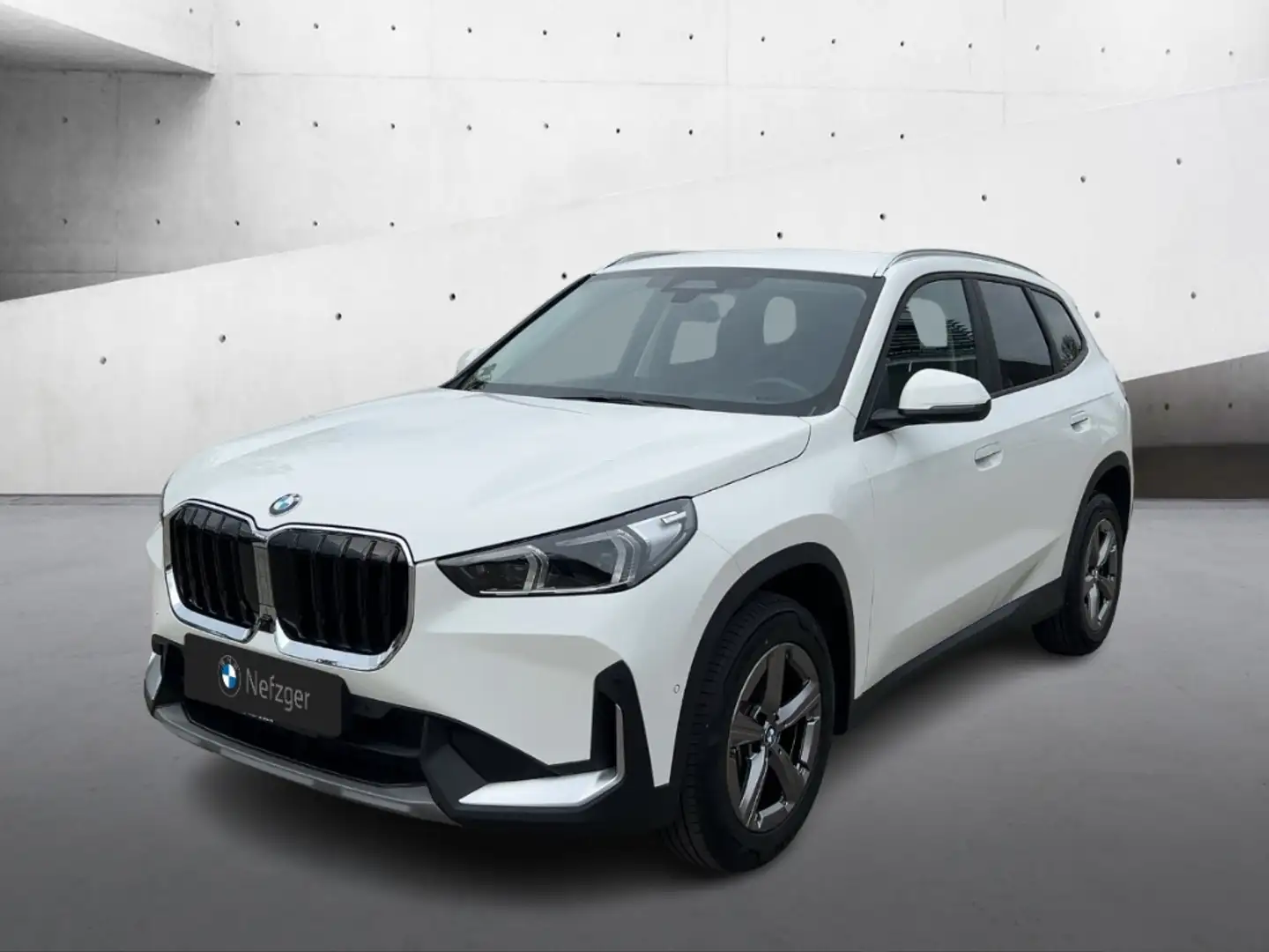 BMW X1 xDrive20d Head-Up LED RFK Lenkradhzg Parking Plus Weiß - 1