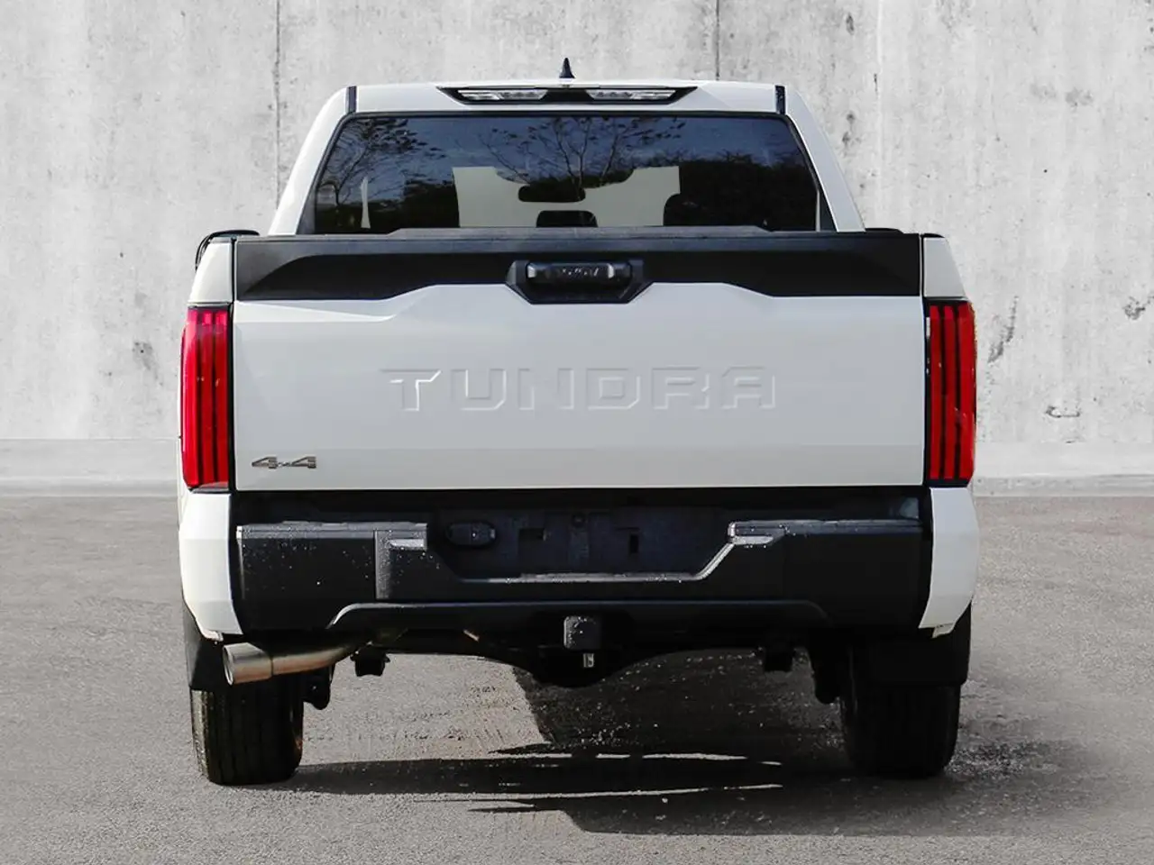 Toyota Tundra снимка Toyota Tundra