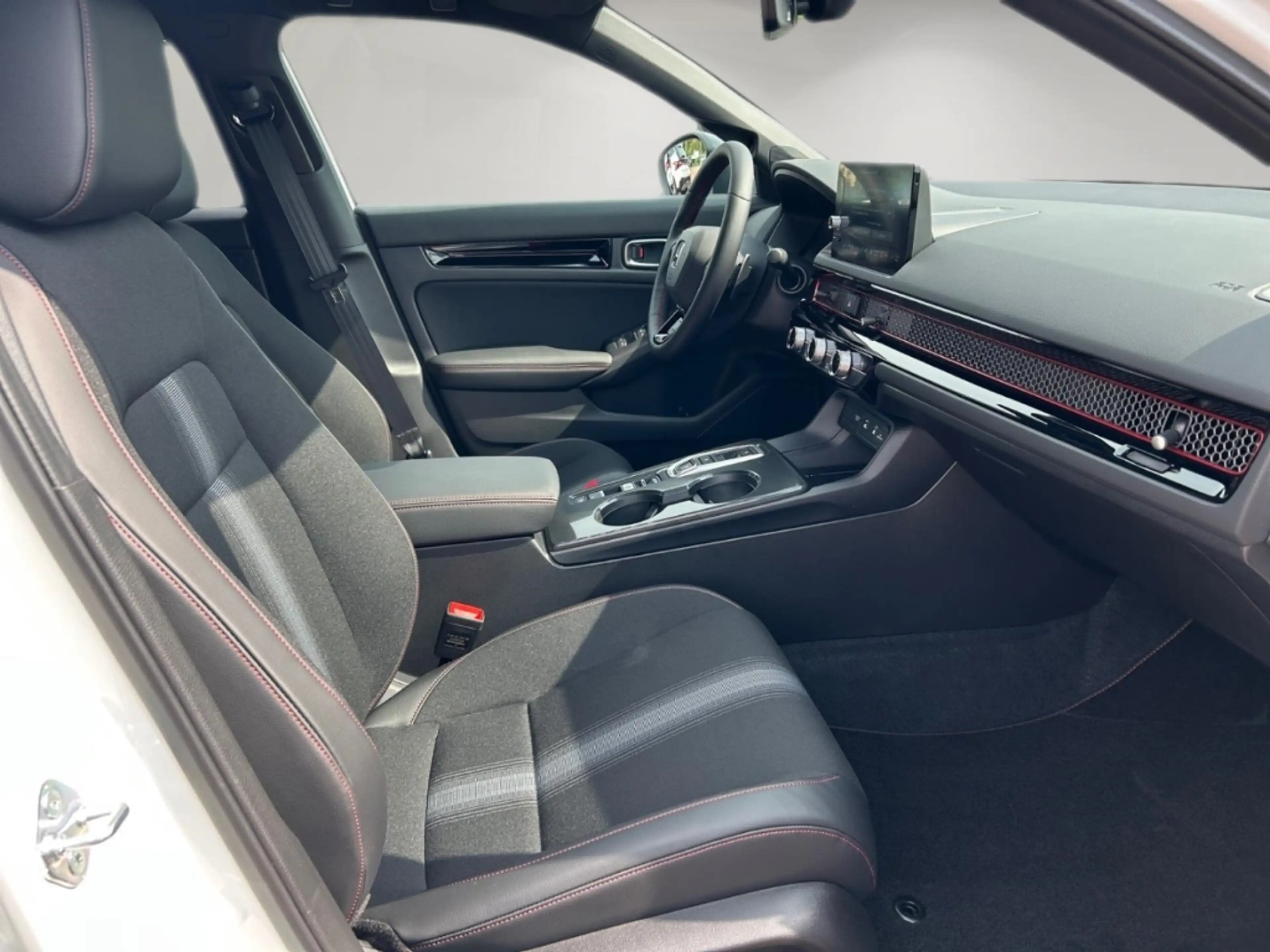 Honda Civic Hybrid 2.0 e HEV Sport Navi Digitales Cockpit LED — photo 15
