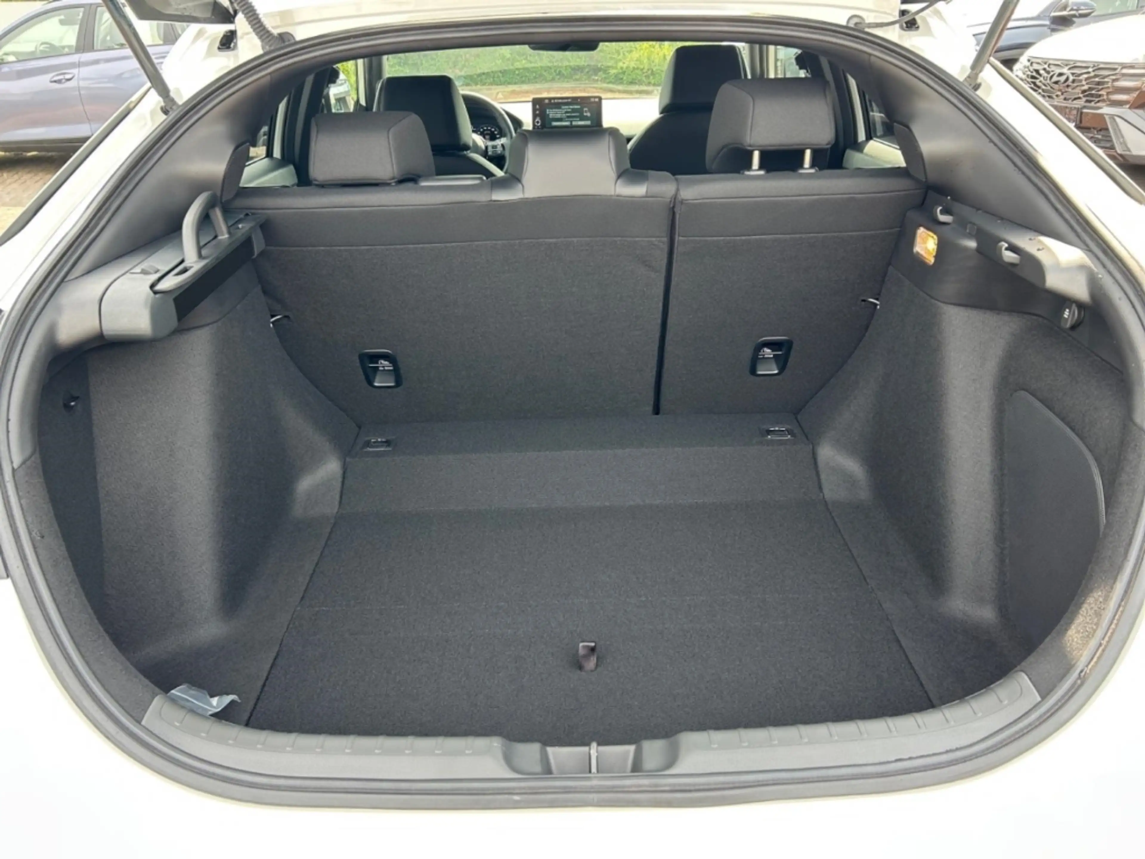 Honda Civic Hybrid 2.0 e HEV Sport Navi Digitales Cockpit LED — photo 13