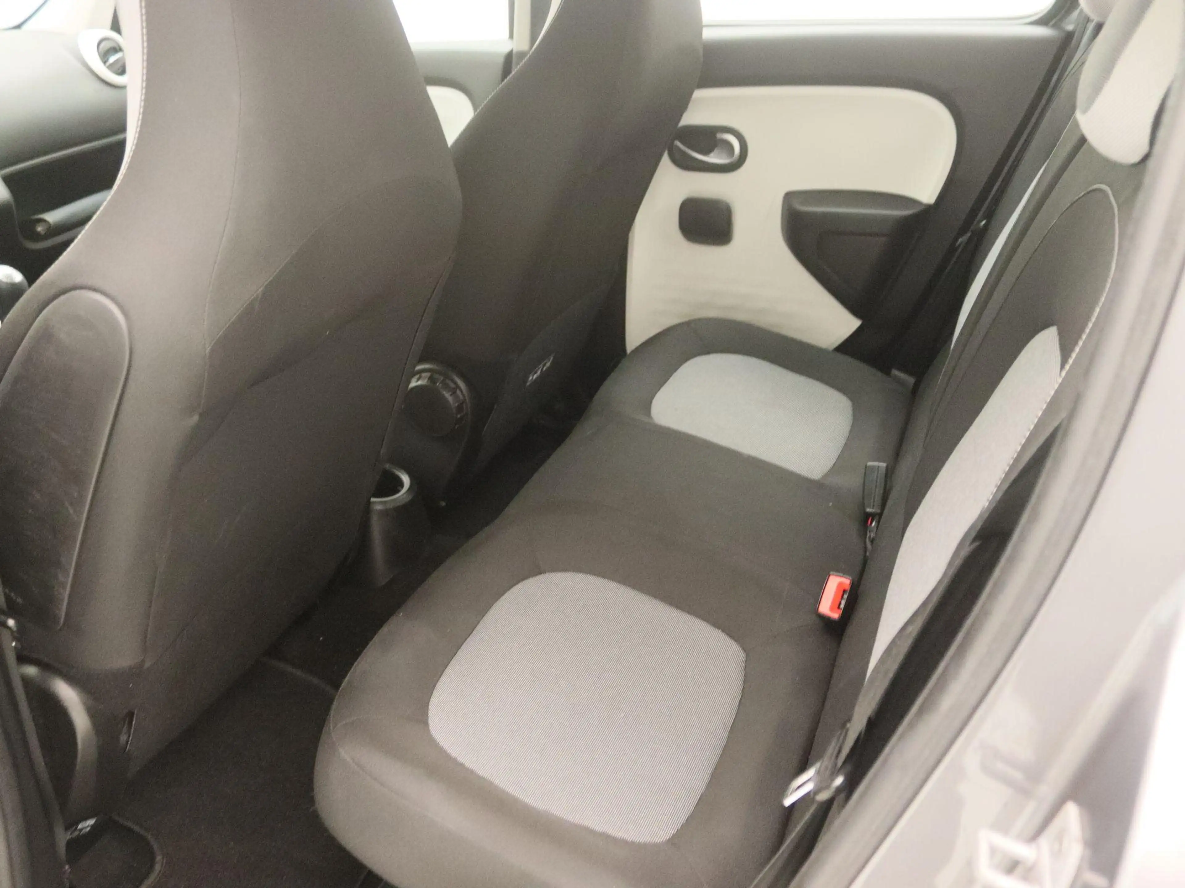 Renault Twingo 1.0 SCe Collection | Pack Look Exterieur 'Blanc' | — photo 12