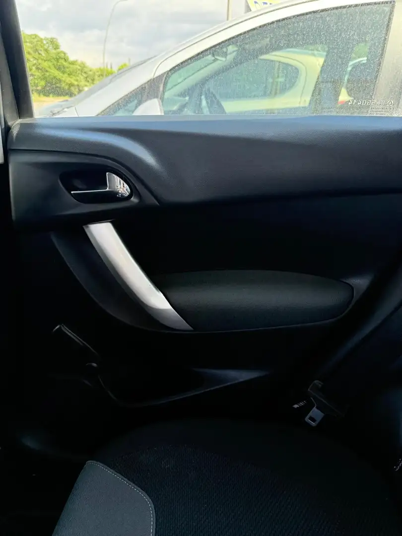 Citroen C3 C3 1.4 hdi Exclusive c/esp Noir - 2