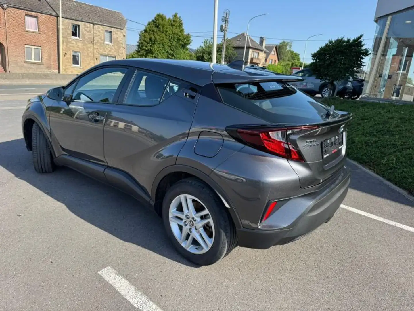 Toyota C-HR 1.8L Hybrid CVT C-ENTER Gris - 2