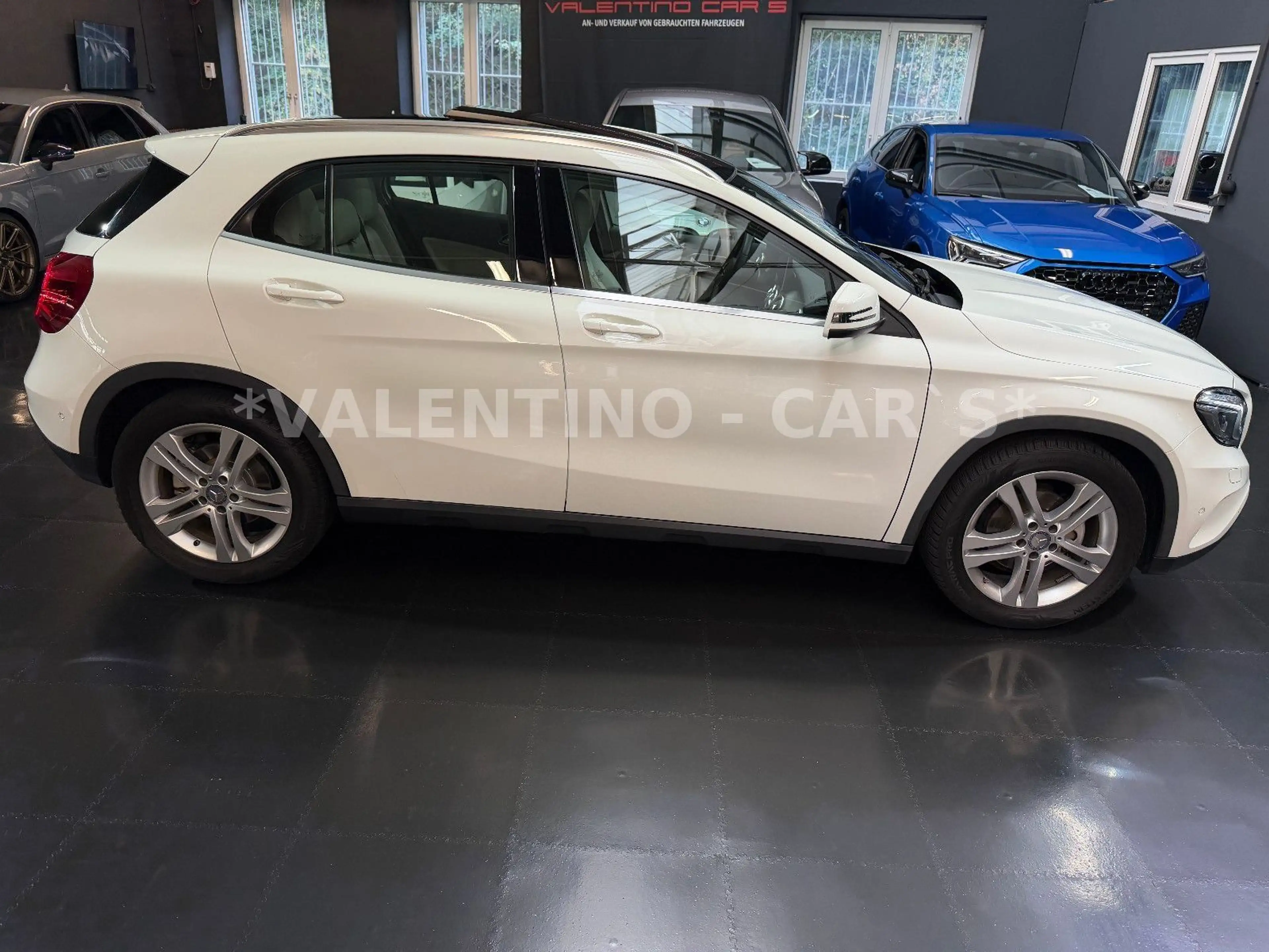 Mercedes-Benz GLA 200 Urban/Pano/BiXen/Tot/Navi/Parkass/Assis+ — photo 5