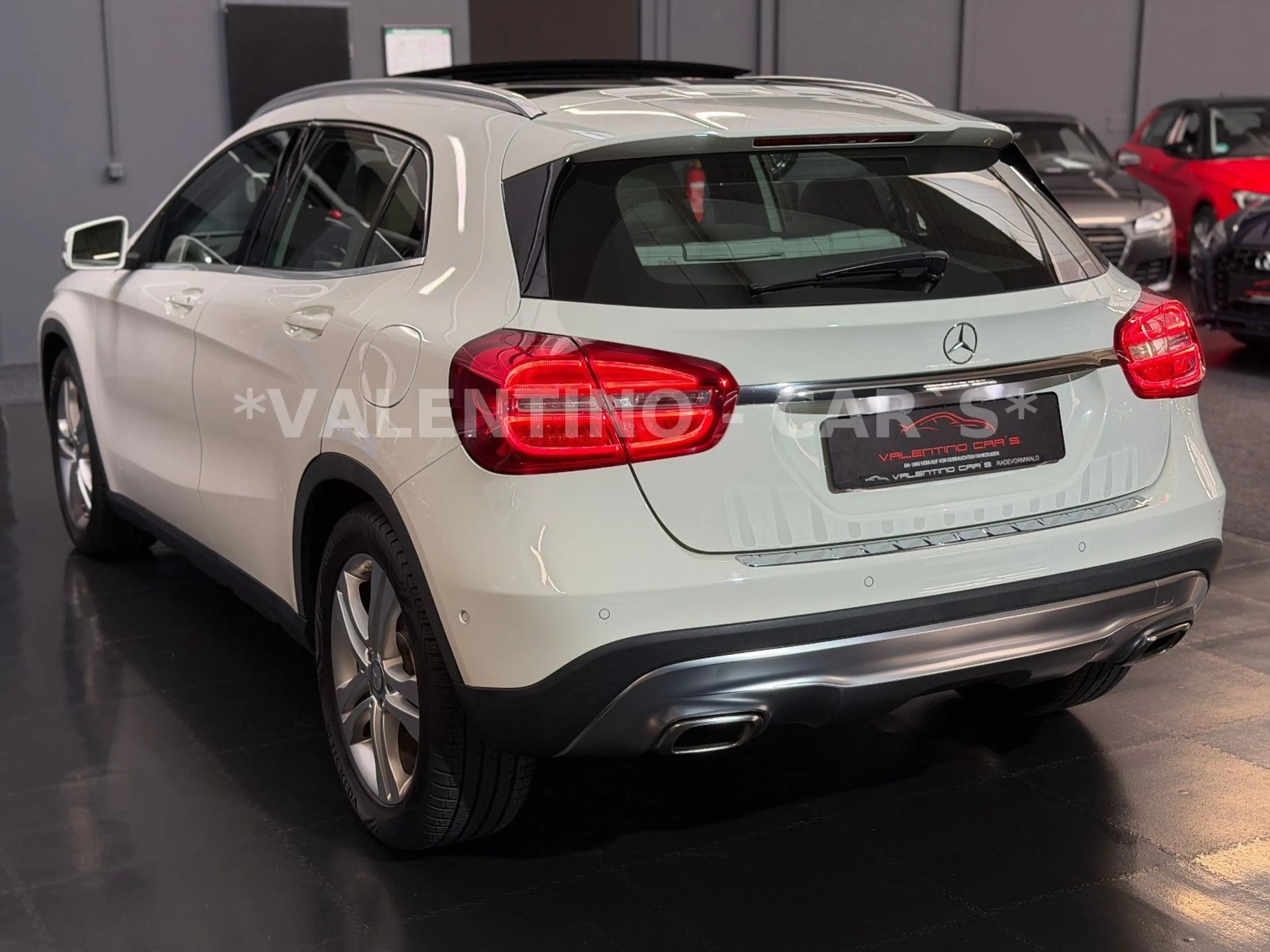 Mercedes-Benz GLA 200 Urban/Pano/BiXen/Tot/Navi/Parkass/Assis+ — photo 8