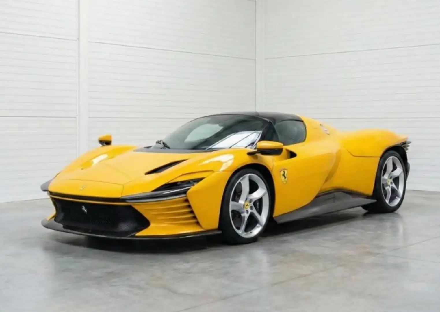 Ferrari Daytona SP3 Gelb - 2