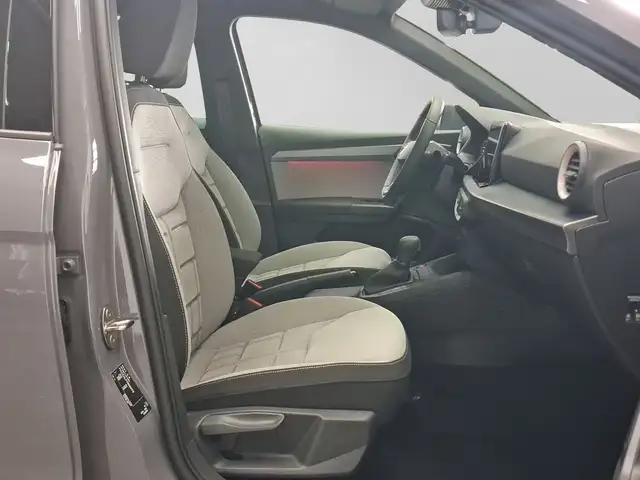 Seat Arona view 4