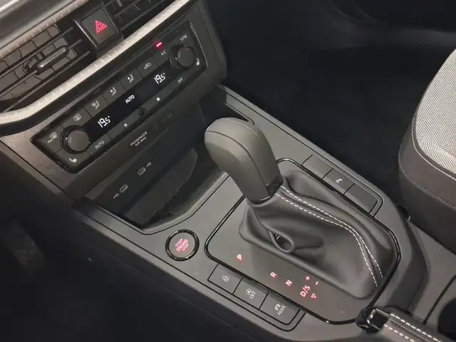 Seat Arona view 11