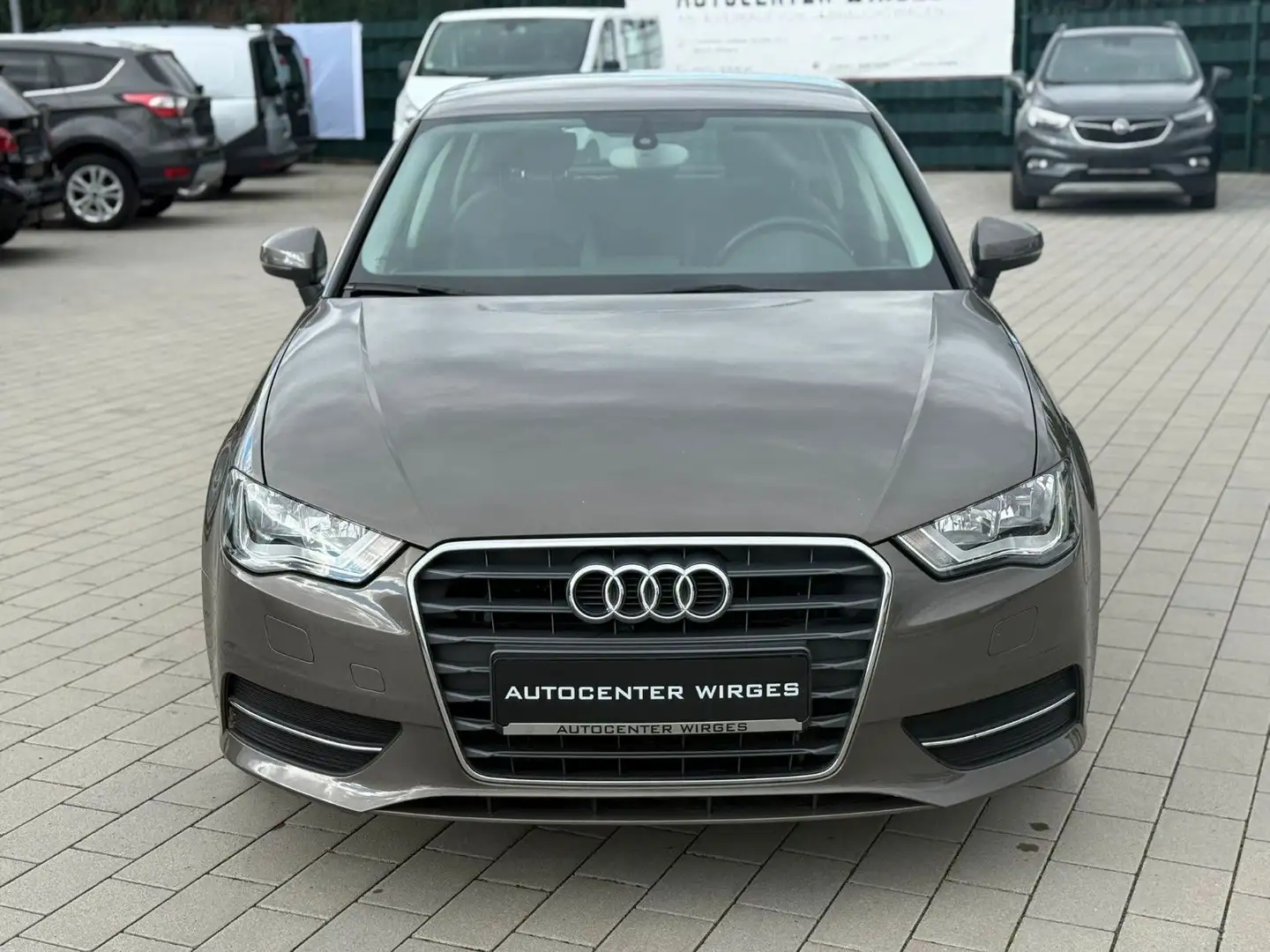 Audi A3 Sportback*1.HAND*AUTOMATIK** Grau - 2