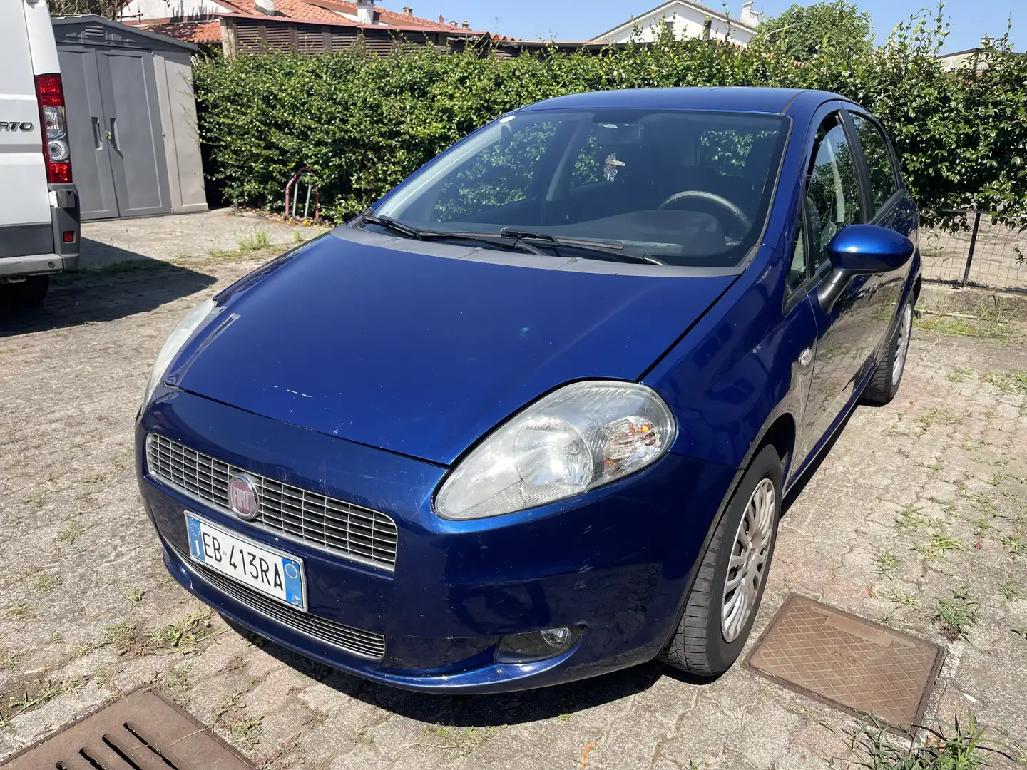 Fiat Grande Punto 5p 1.2 Dynamic 65cv NEOPATENTATI - 2