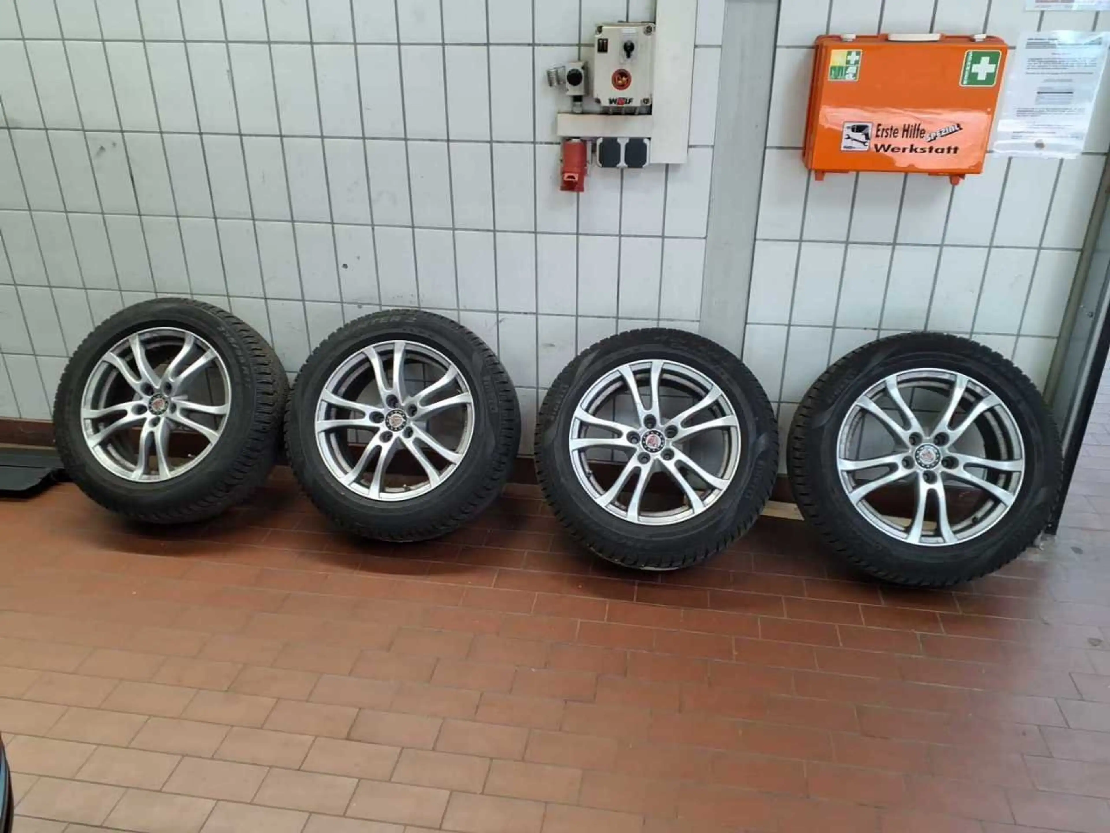 Ford S-Max 2.0 EcoBlue Trend AHK SpoSi Key Navi RKam — photo 14