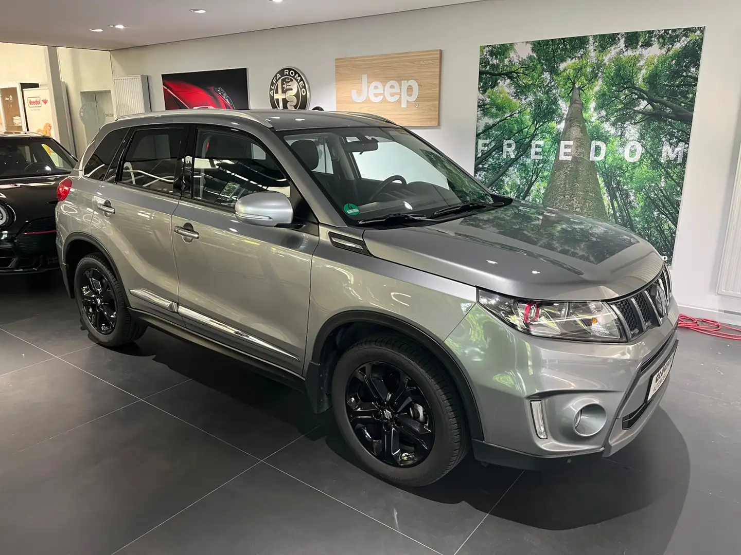 Suzuki Vitara S 1.4l 4x2 Gris - 2