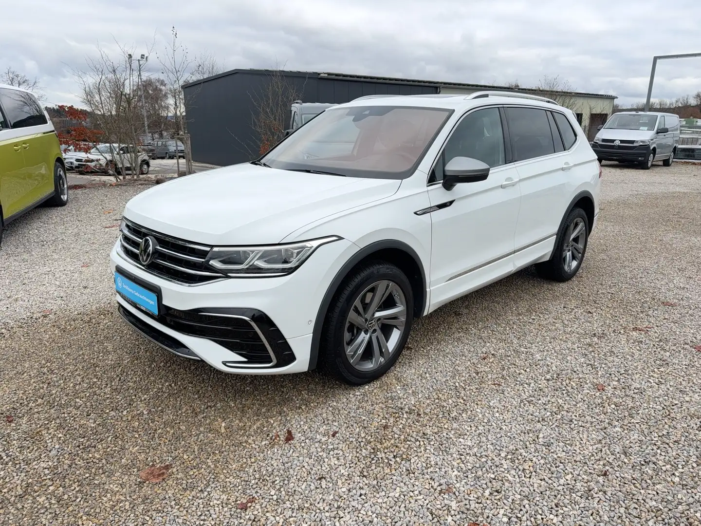 Volkswagen Tiguan Allspace R-Line TDi H&K / DCC-Fahrwerk Weiß - 2