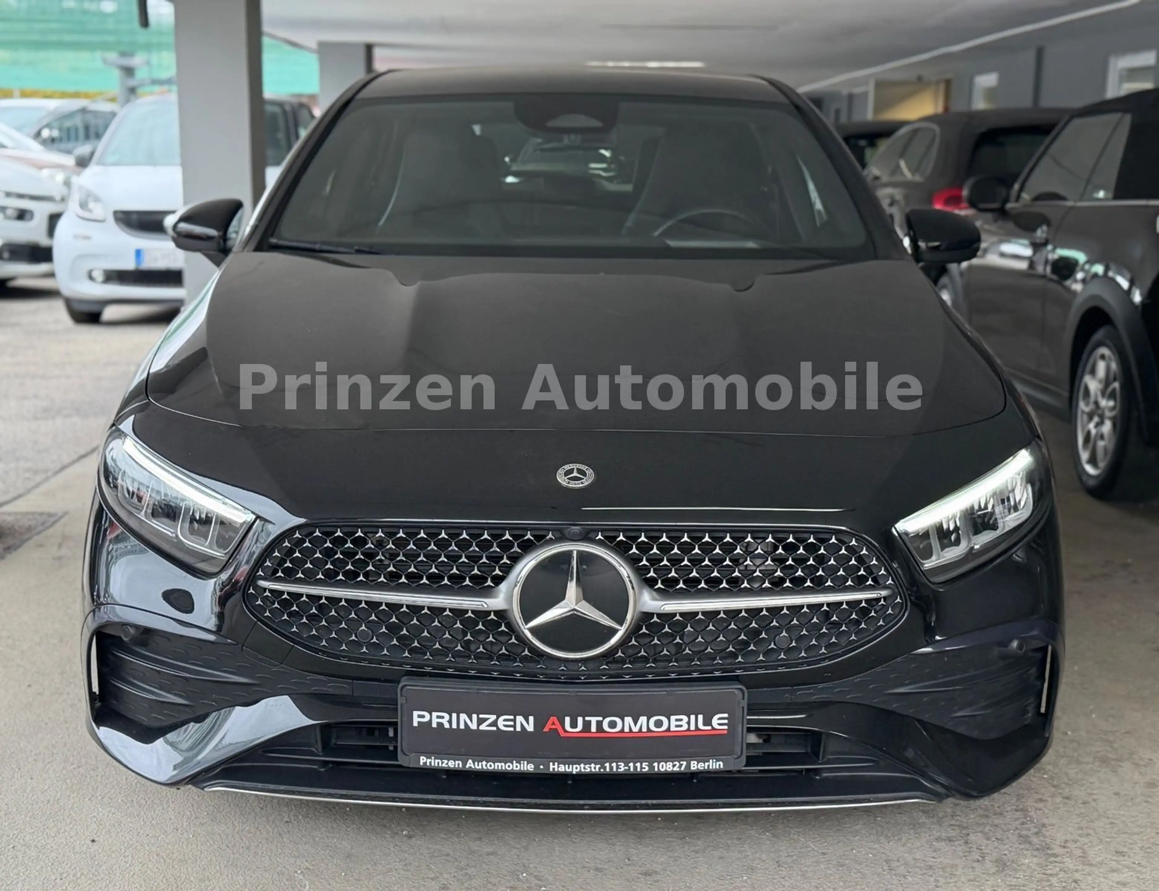 Mercedes-Benz A 200 *AMG*Ambiente*Led*Spur*R.Kam*Acc*Keyless* — photo 3
